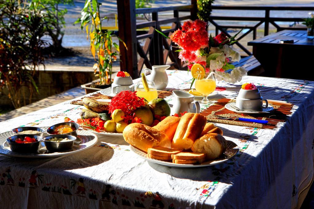 Ylang Hotel Ambondrona  Номер фото