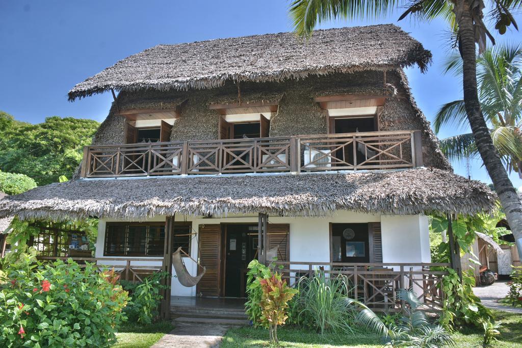 Ylang Hotel Ambondrona  Екстер'єр фото