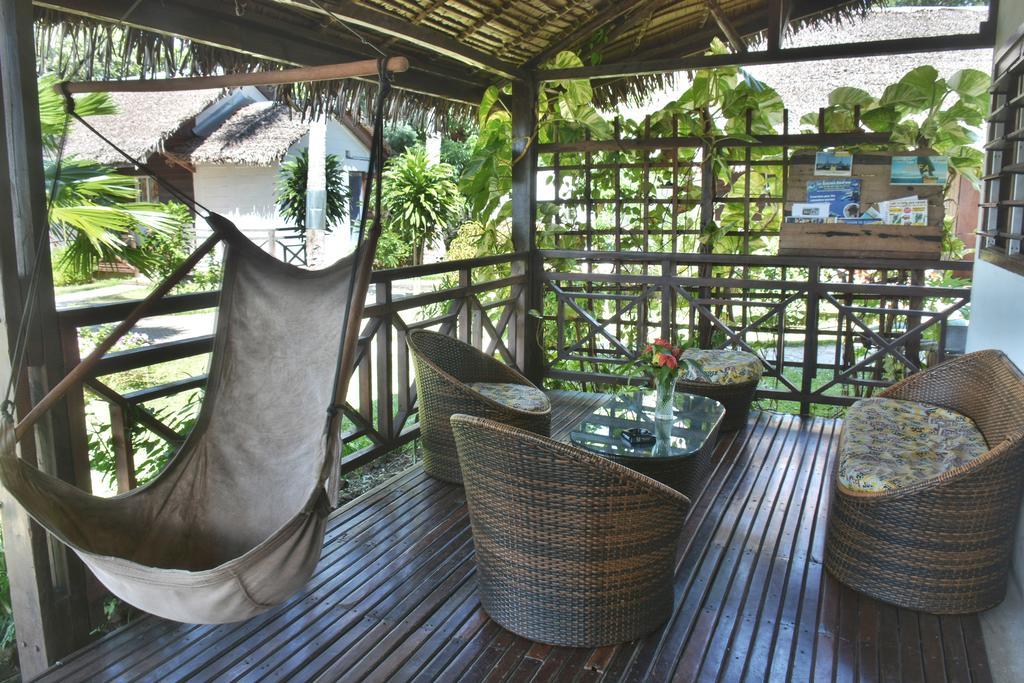 Ylang Hotel Ambondrona  Екстер'єр фото
